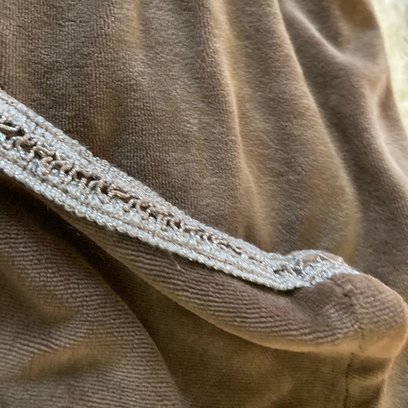 Chic joggers - Picture 2 of 4